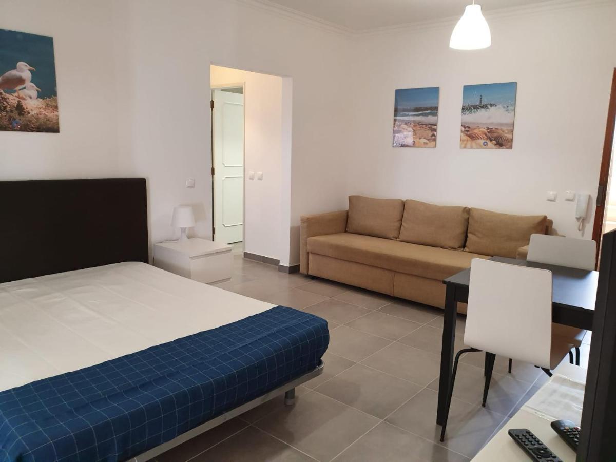 Varandas Do Mar 3- Remodelado, Wifi, 150Mt Praia Quarteira Buitenkant foto